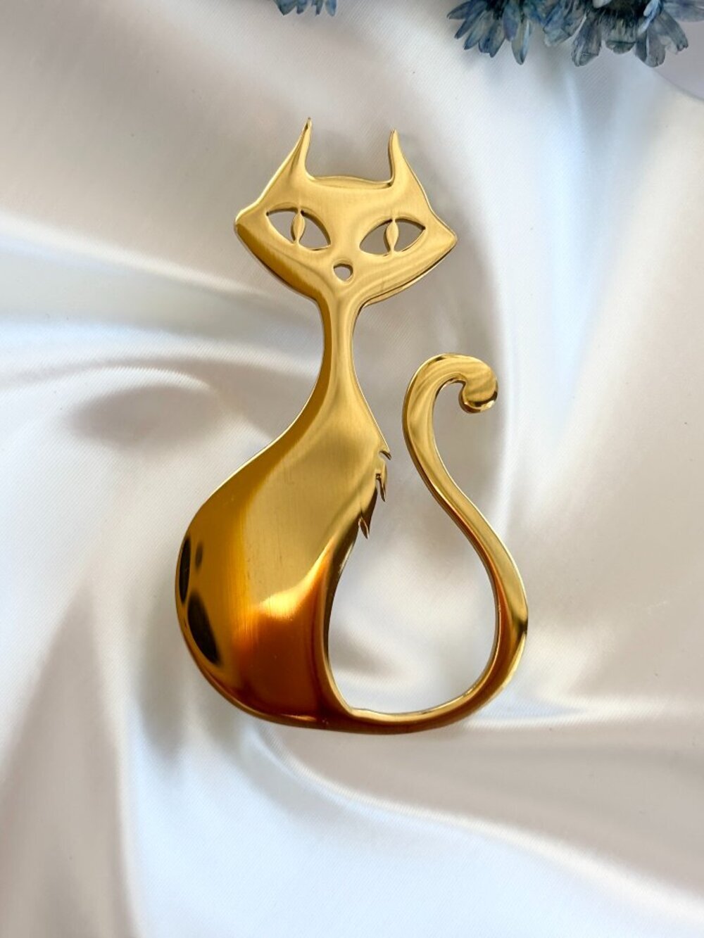 Kitten Cat Kitty Gold Toned Minimalist Cute Figural Brooch Pin - Picture 3 of 10